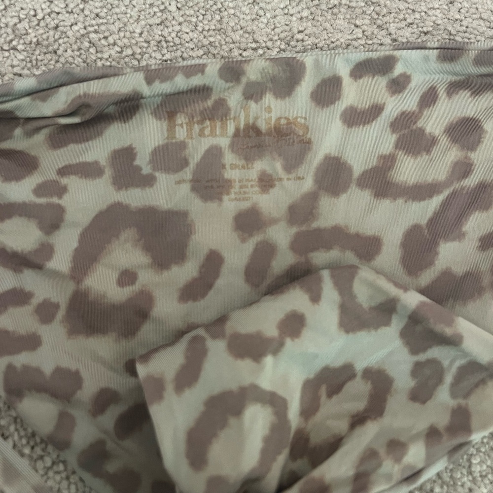 Frankie’s bikini THREE PIECE SET!!! - Picture 4 of 7